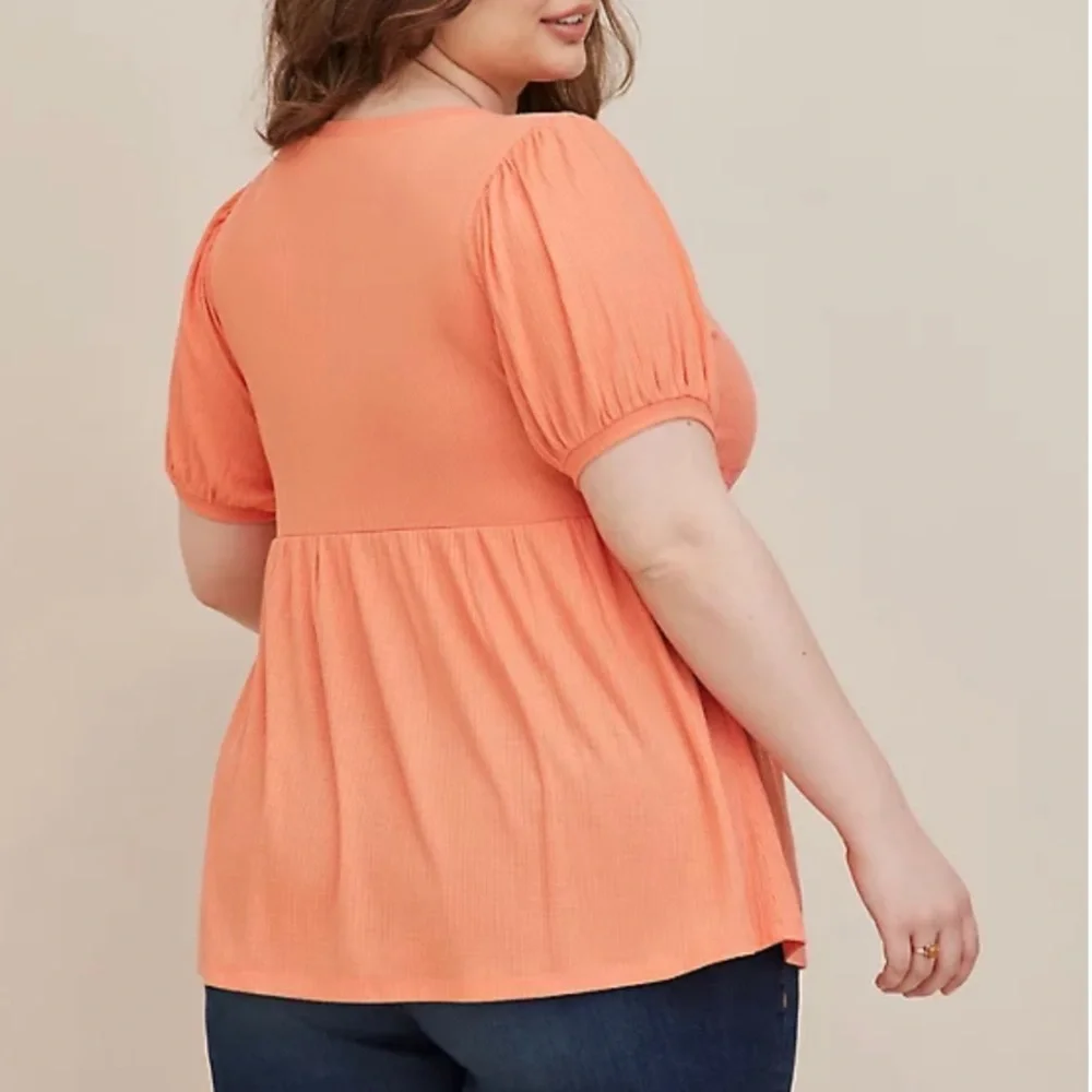 NEW Torrid Coral Babydoll Textured Knit Strappy Short Sleeve Top, Size 2 - Picture 4 of 8